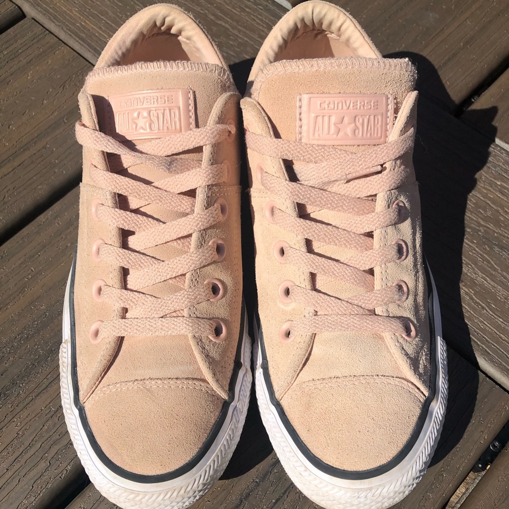 Dusty Rose Suede Converse 💕